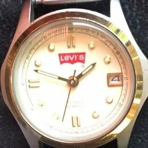 Levi display picture 2